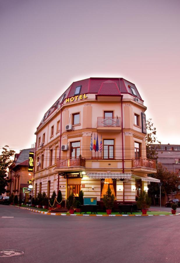 Hotel Papu Бухарест Экстерьер фото